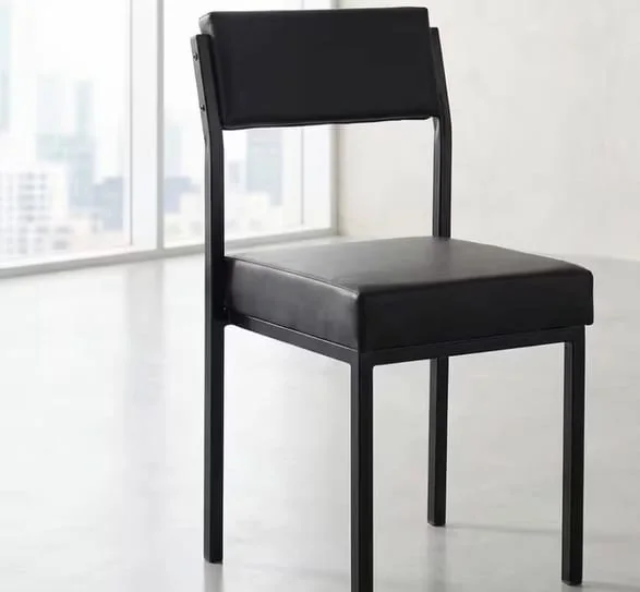Minimalist Black Visitor / Dining Chair