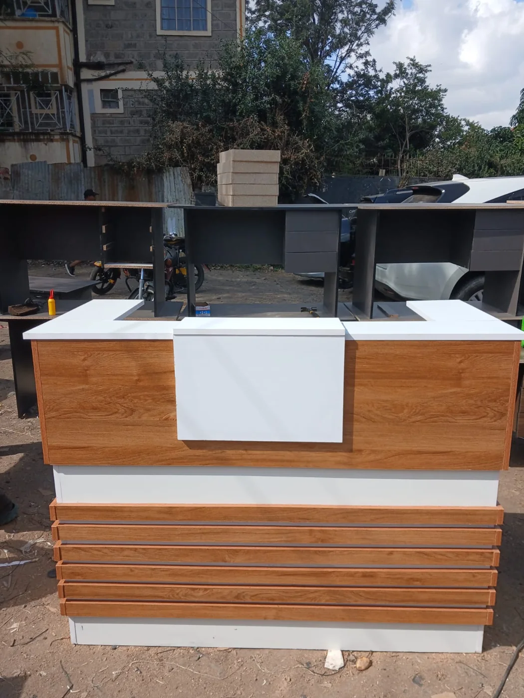 Wood & White Reception Desk (1.6m, Horizontal Slats)
