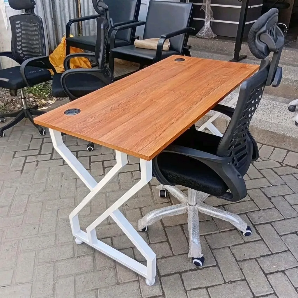 Z-Frame Desk & Mesh Chair Set